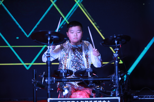 大禹漢光2018年“同心同行，共創(chuàng)未來(lái)”主題年會(huì)圓滿(mǎn)成功